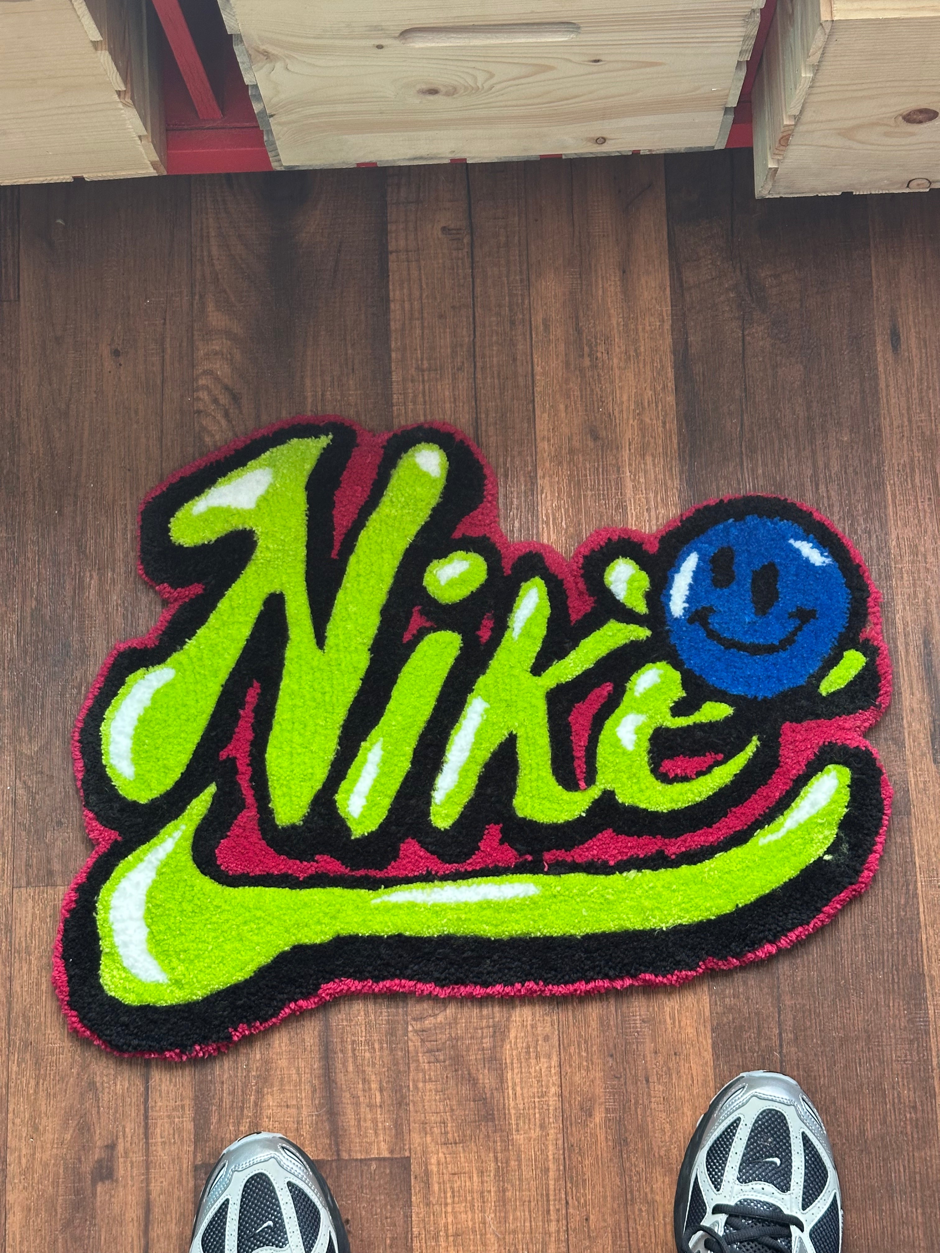 Retro logo rug