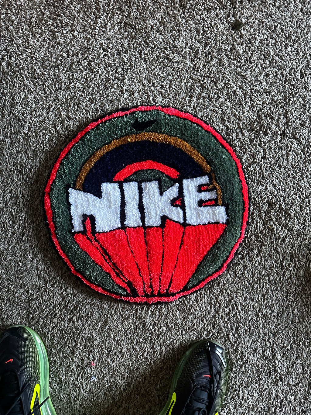 The "Retro Flow" Hand-Tufted Circular Rug